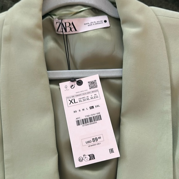 ❌SOLD❌ Zara blazer vest - Picture 2 of 6